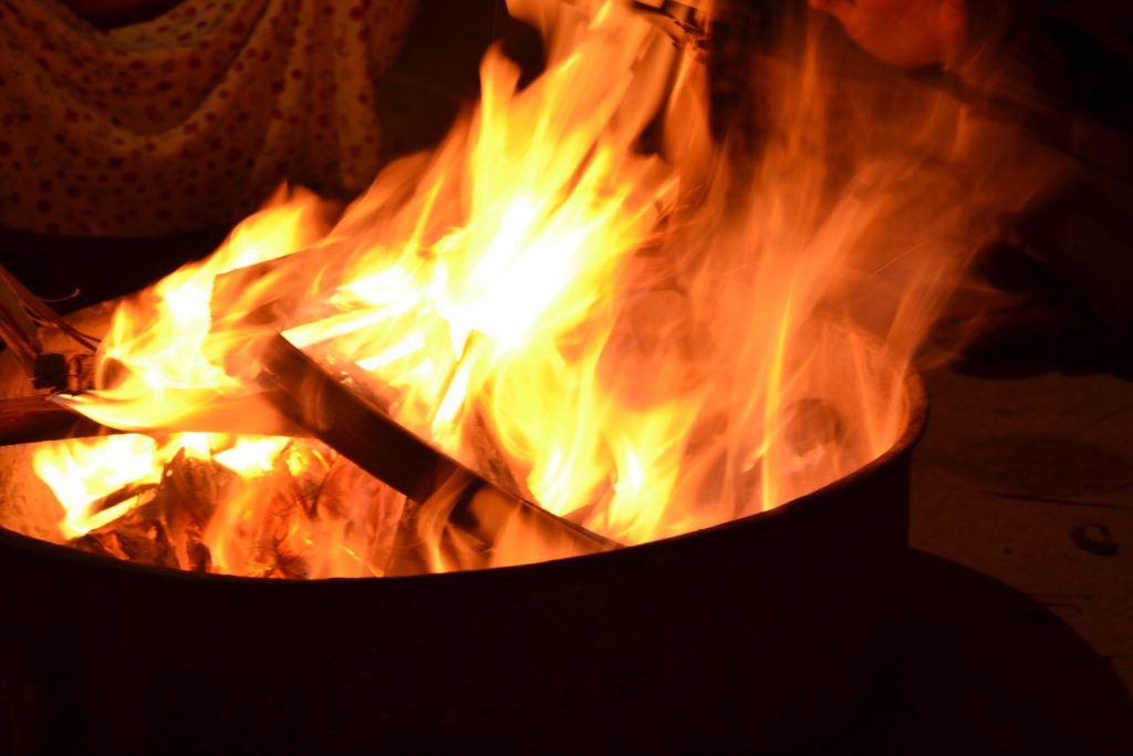 feu dans le désert
